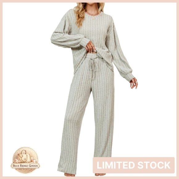 Cozy Fleece Lounge Set Long Sleeve Pajama Outfit Pockets Chic Minimal